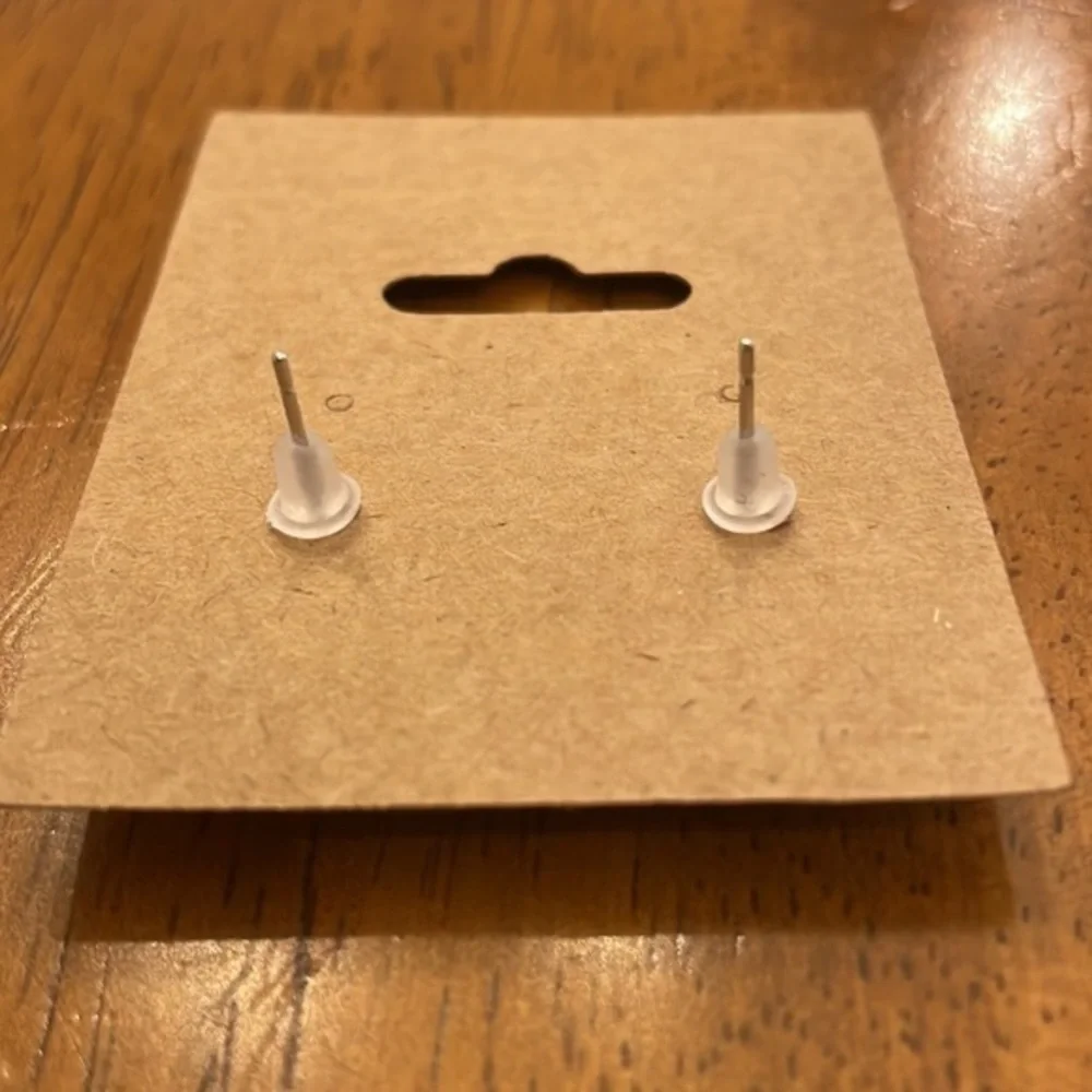 Silver sparkle 12 mm stud earrings